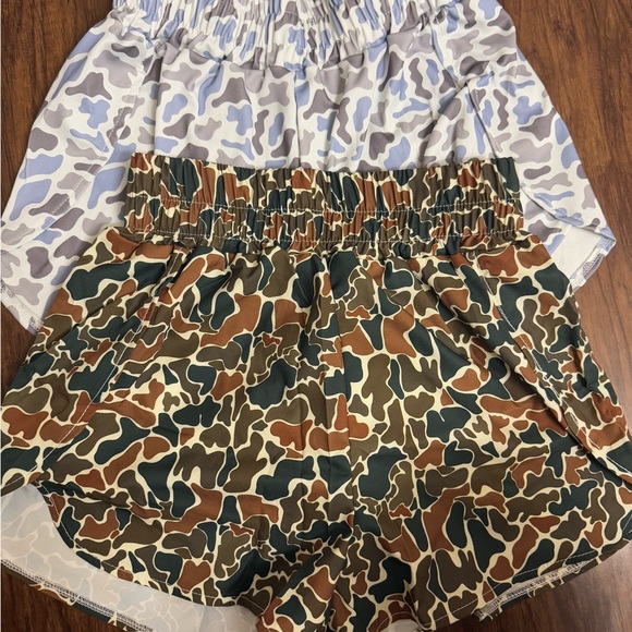 Camouflage Women's Shorts - Picture 1 of 4